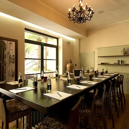 Townhouse 33 4* Milan