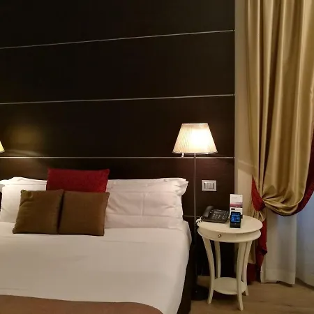 Townhouse 33 Milan