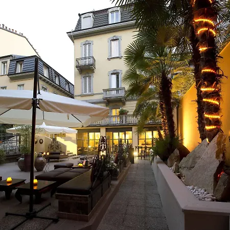 Townhouse 33 Hotell 4*