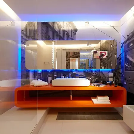 Townhouse 33 Milan